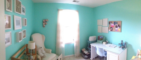 See how small this room is and how intense the color can be? This is an ALMOST 360 of the room. I've got space for my sewing cart (next to my desk), my high back chair, and all my shells on the floor...ignore those.